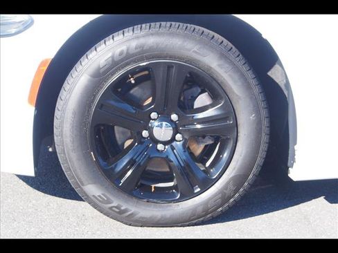 Used 2021 Dodge Charger SXT w/ Leather Interior Group image 9