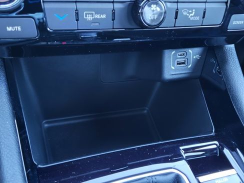 New 2026 Jeep Compass Latitude AWD/4WD image 68