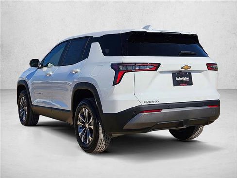 New 2026 Chevrolet Equinox LT w/ Safety and Technology Package image 9