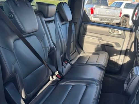 New 2025 Ford Bronco Badlands image 13