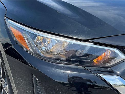 Used 2024 Nissan Sentra SV FWD image 27