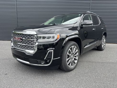 Used 2021 GMC Acadia Denali w/ Denali Technology Package AWD/4WD image 1