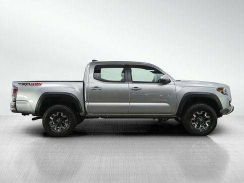 Used 2022 Toyota Tacoma TRD Off-Road image 6
