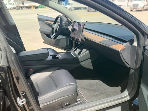 Used 2023 Tesla Model 3 Standard Range RWD image 22