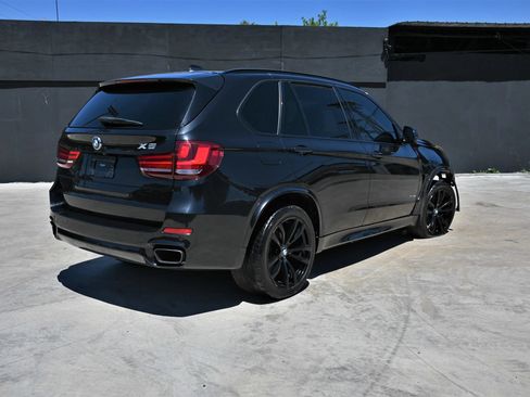 Used 2017 BMW X5 xDrive50i AWD/4WD image 3