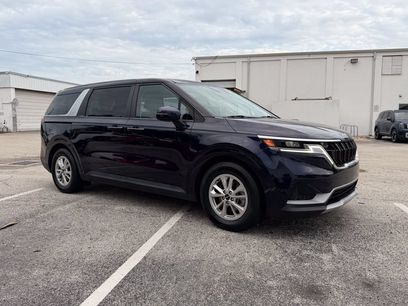 Certified 2024 Kia Carnival LX