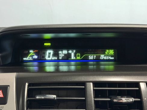 Used 2012 Toyota Prius V Two FWD image 11