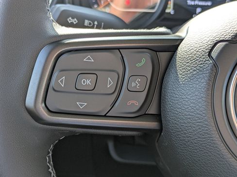 New 2026 Jeep Gladiator Sport AWD/4WD image 15