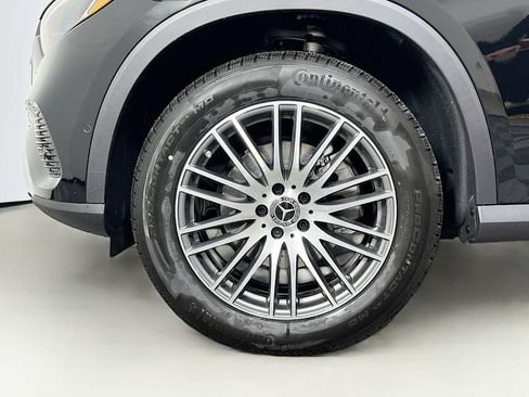 New 2025 Mercedes-Benz GLC 300 4MATIC image 30