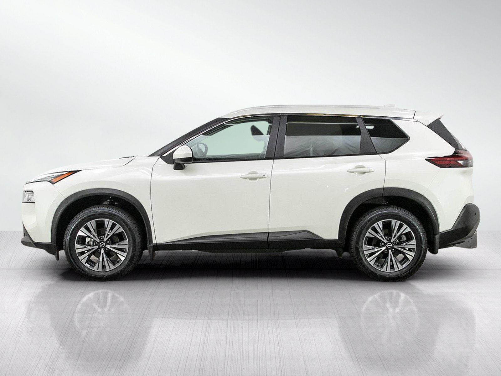 Used 2023 Nissan Rogue SV w/ SV Premium B Package AWD/4WD image 2
