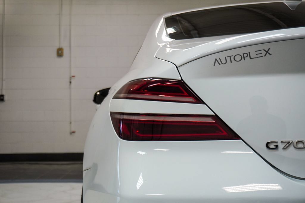 Used 2023 Genesis G70 3.3T w/ Sport Prestige Package RWD image 41