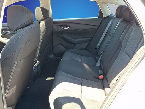 Used 2025 Honda Accord SE image 7