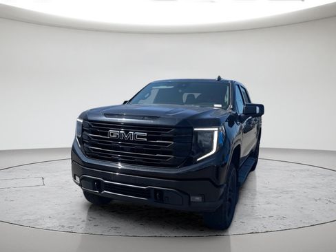 Used 2022 GMC Sierra 1500 Elevation w/ Elevation Premium Package AWD/4WD image 10