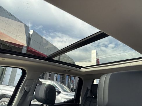 Used 2024 Toyota Tundra Limited w/ TRD Off-Road Package AWD/4WD image 12