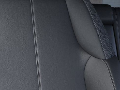 New 2025 Cadillac Optiq Luxury 1 w/ LPO, Floor Liner Package image 21