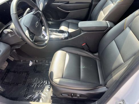 Used 2024 Chevrolet Trax ACTIV w/ Sunroof Package FWD image 14