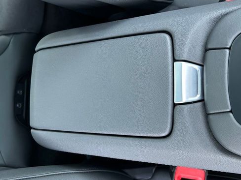 Used 2025 Audi S e-tron GT Premium Plus AWD/4WD image 46