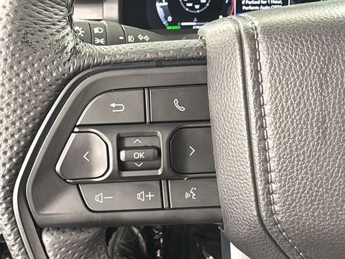 Used 2025 Toyota Tacoma TRD Sport image 20