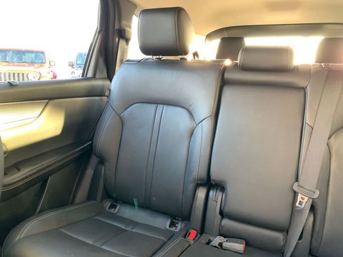 Used 2025 MAZDA CX-90 3.3 Turbo w/ Preferred Package image 39