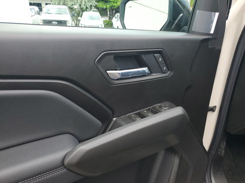 New 2026 GMC Canyon Elevation w/ Convenience Package RWD image 19