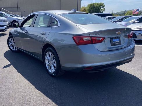 Used 2025 Chevrolet Malibu LT FWD image 5