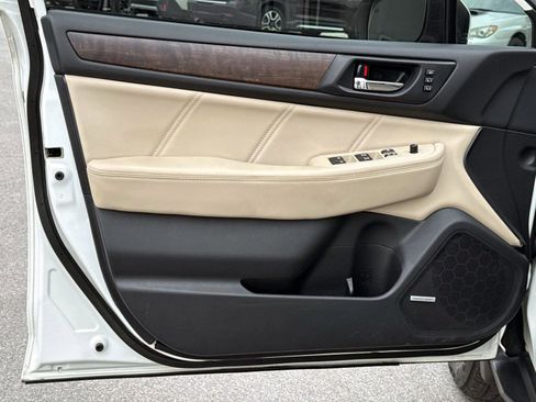 Used 2019 Subaru Outback 2.5i Limited image 21