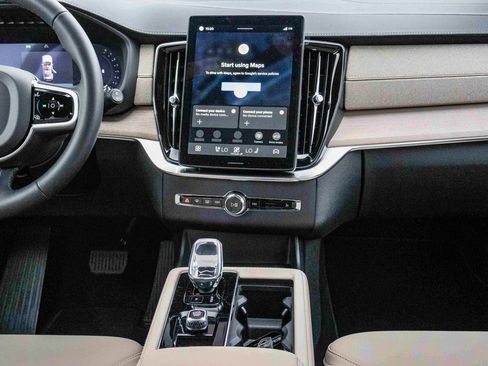 New 2026 Volvo XC90 B5 Core image 23