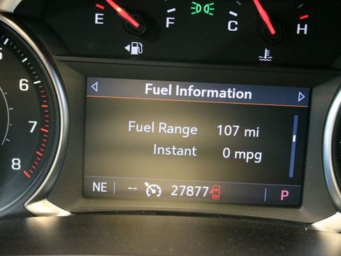 Used 2025 Chevrolet Blazer LT AWD/4WD image 22