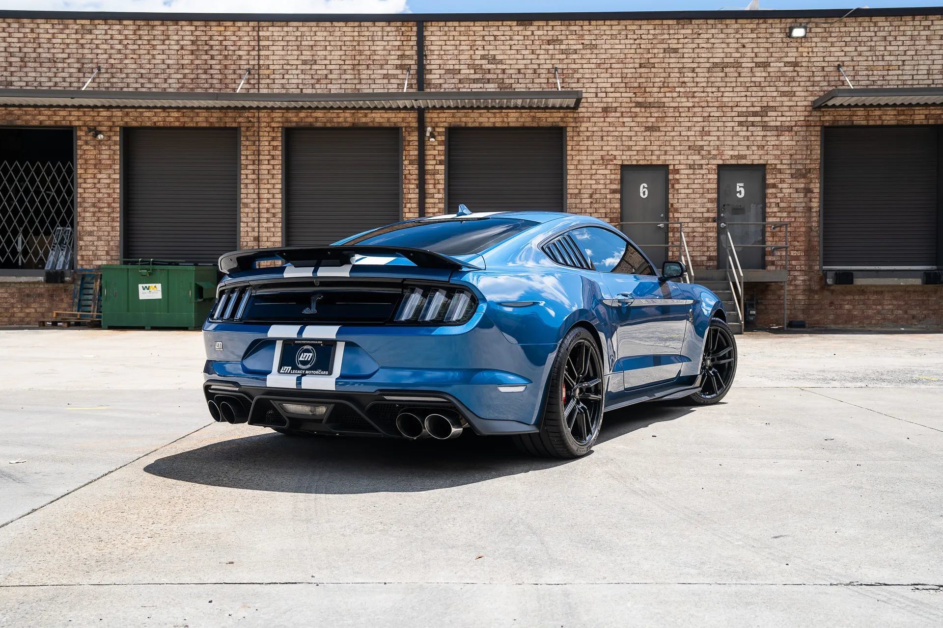 Used 2020 Ford Mustang Shelby GT500 w/ Technology Package RWD image 2