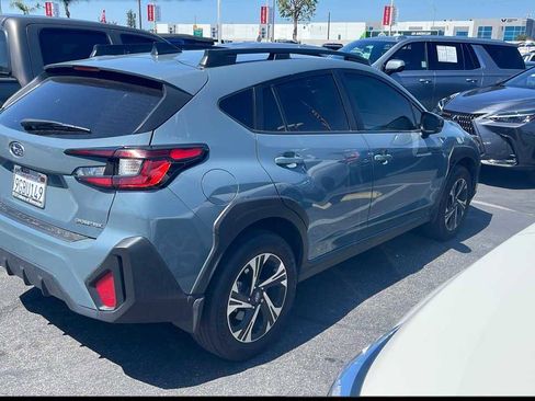 Used 2024 Subaru Crosstrek 2.0i Premium AWD/4WD image 3