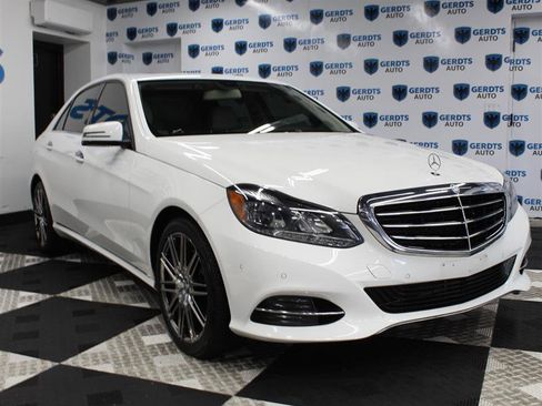 Used 2014 Mercedes-Benz E 350 4MATIC Sedan w/ Premium 1 Package image 5