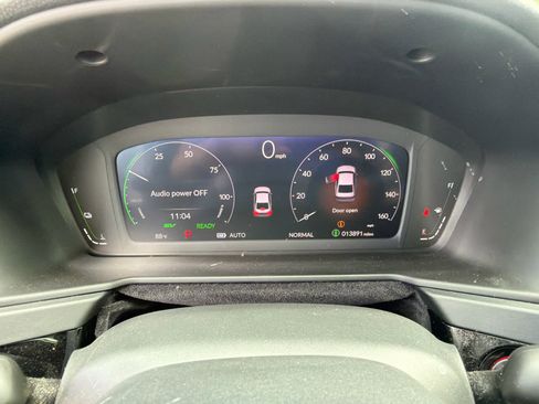 Used 2025 Honda Accord Sport image 6