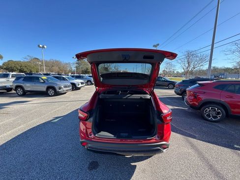 New 2026 Chevrolet Trax RS w/ Driver Confidence Package FWD image 7