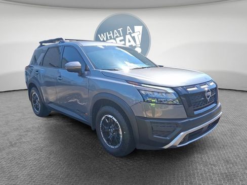 Used 2025 Nissan Pathfinder Rock Creek AWD/4WD image 1