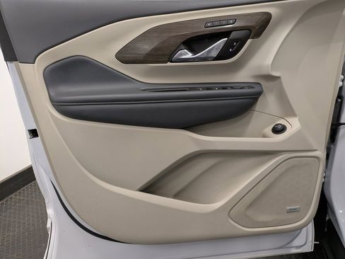 Used 2022 GMC Terrain Denali image 8