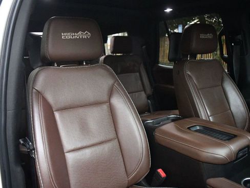 Used 2021 Chevrolet Tahoe High Country w/ Premium Package image 37