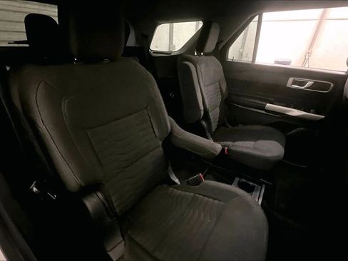 Certified 2021 Ford Explorer XLT image 26