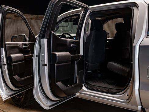 Used 2019 Chevrolet Silverado 1500 LT w/ All-Star Edition image 24