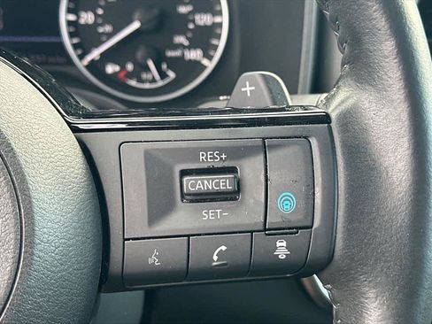 Used 2023 Nissan Rogue SL w/ SL Premium Package FWD image 21