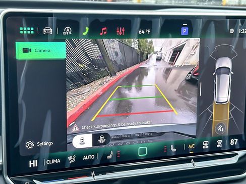 New 2026 Volkswagen Tiguan SE AWD/4WD image 18