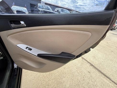 Used 2016 Hyundai Accent SE w/ Option Group 02 image 30