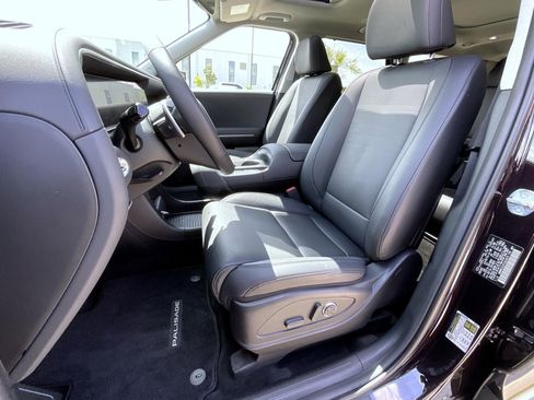 Certified 2026 Hyundai Palisade Limited AWD/4WD image 11