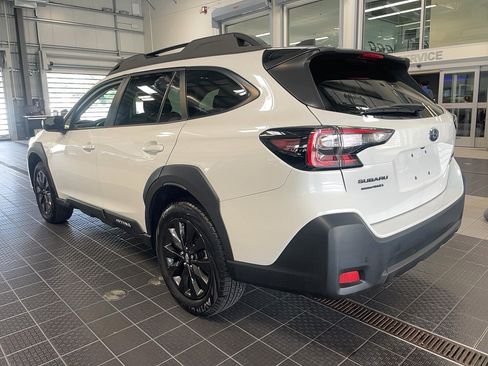 Used 2024 Subaru Outback Onyx Edition image 18