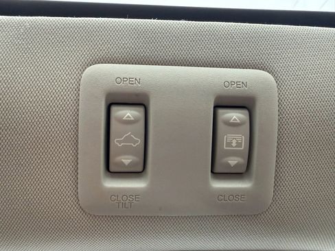 Used 2019 Nissan Murano Platinum w/ Cargo Package image 34