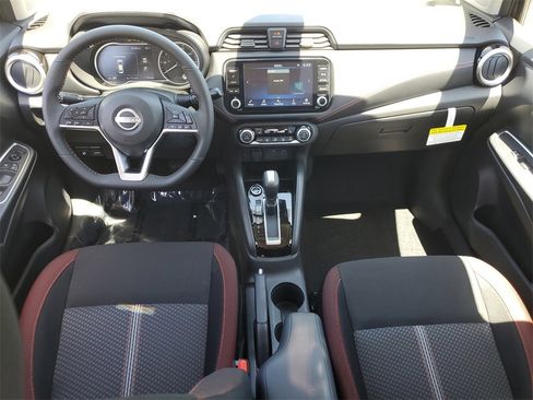 New 2025 Nissan Versa SR w/ Trunk Package image 7