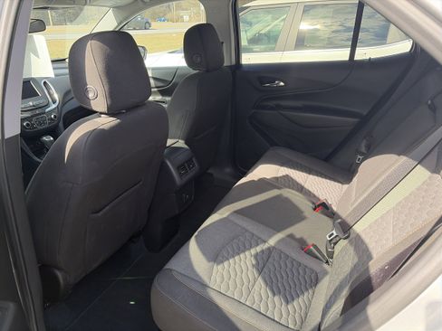 Used 2020 Chevrolet Equinox LT image 8