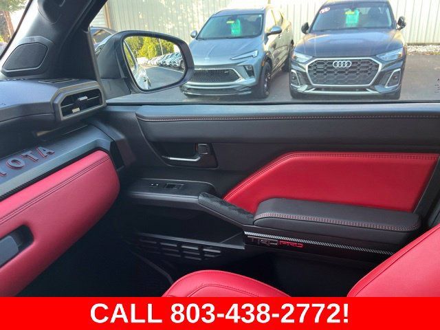 Used 2025 Toyota Tacoma TRD Pro AWD/4WD image 33
