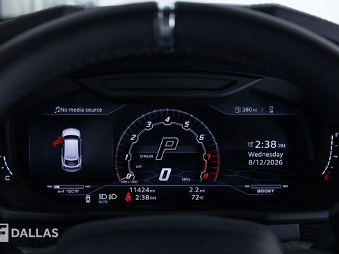 Used 2022 Lamborghini Urus AWD/4WD image 26