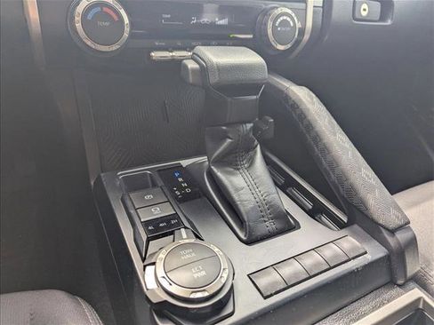 Used 2025 Toyota Tacoma SR5 image 10