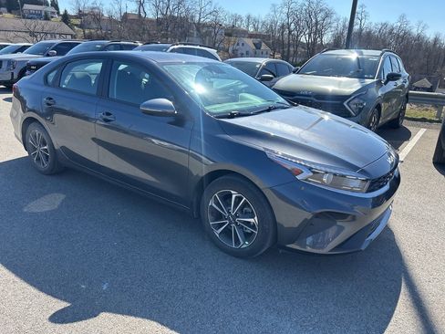 Certified 2023 Kia Forte LXS w/ LXS Technology Package image 1